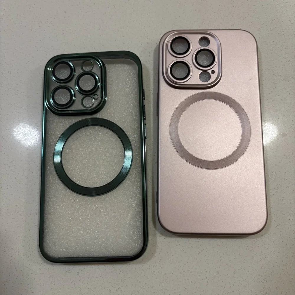 iPhone 15 Pro MagSafe Phone Case - Green and Pink